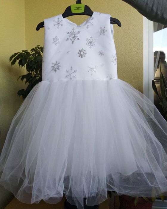 Сукня, плаття святкове новорічне на 3-4 роки