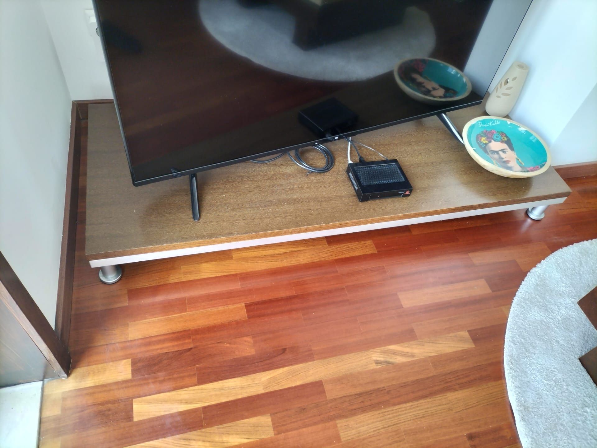 Vendo mesa de TV