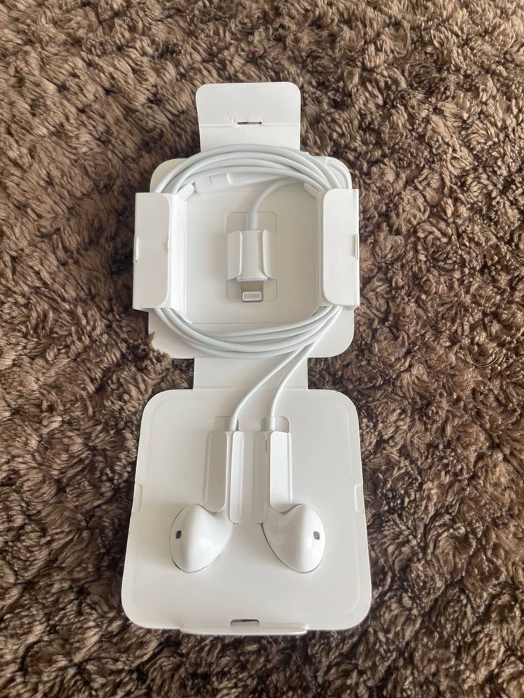 Наушники earpods lightning Apple
