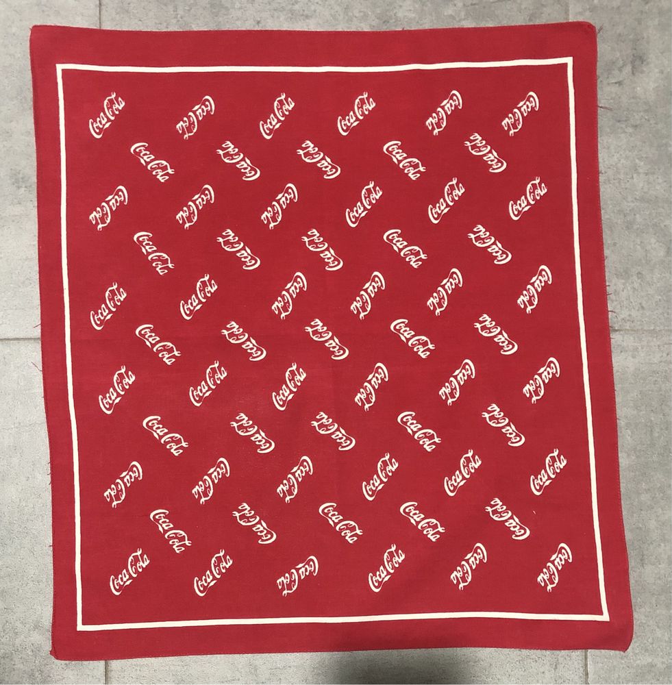 Lenço Coca Cola