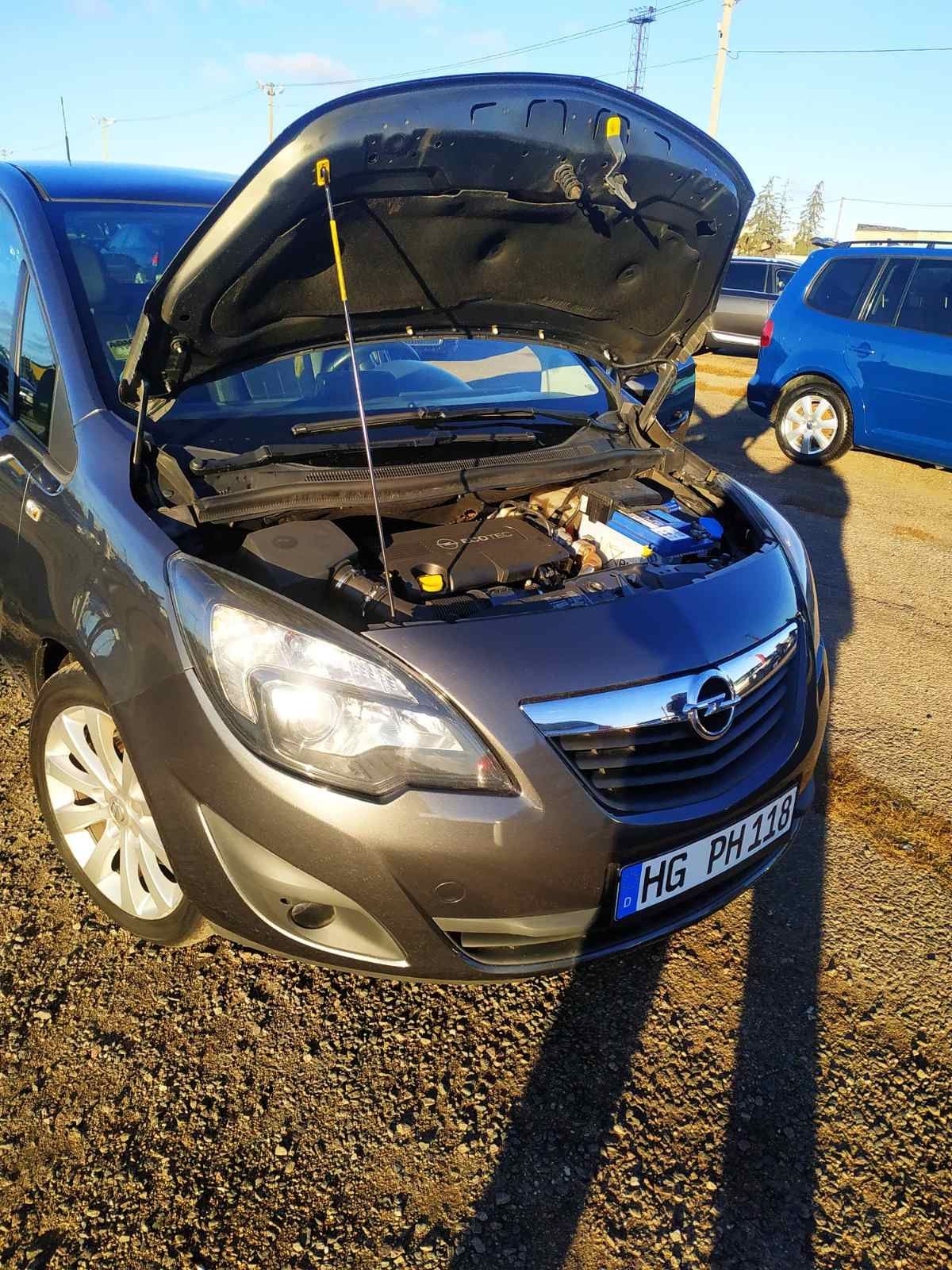 Opel Meriva B ( дизель, автомат )