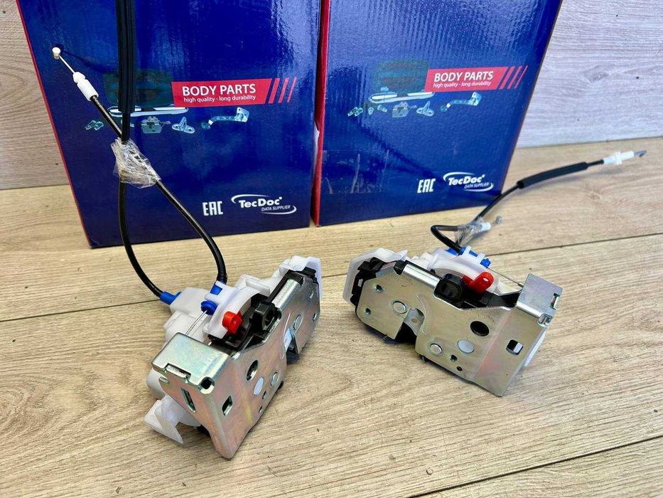 Замок двери зад перед лівий правий Fiat Doblo 263 Фіат Добло Combo