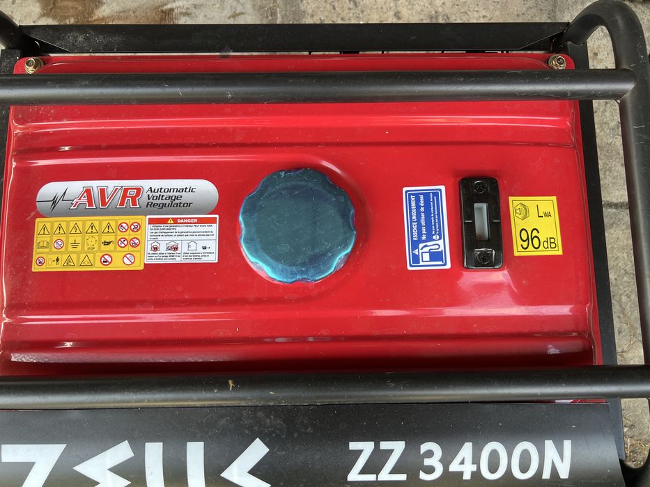 Agregat prądotwórczy generator prądu Zeus 2700 W Domac