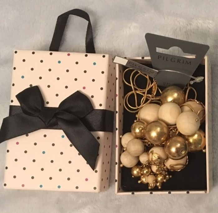 Ожерелье бренд "Pilgrim" Дания длина 25 см; 50 см, ручная работа