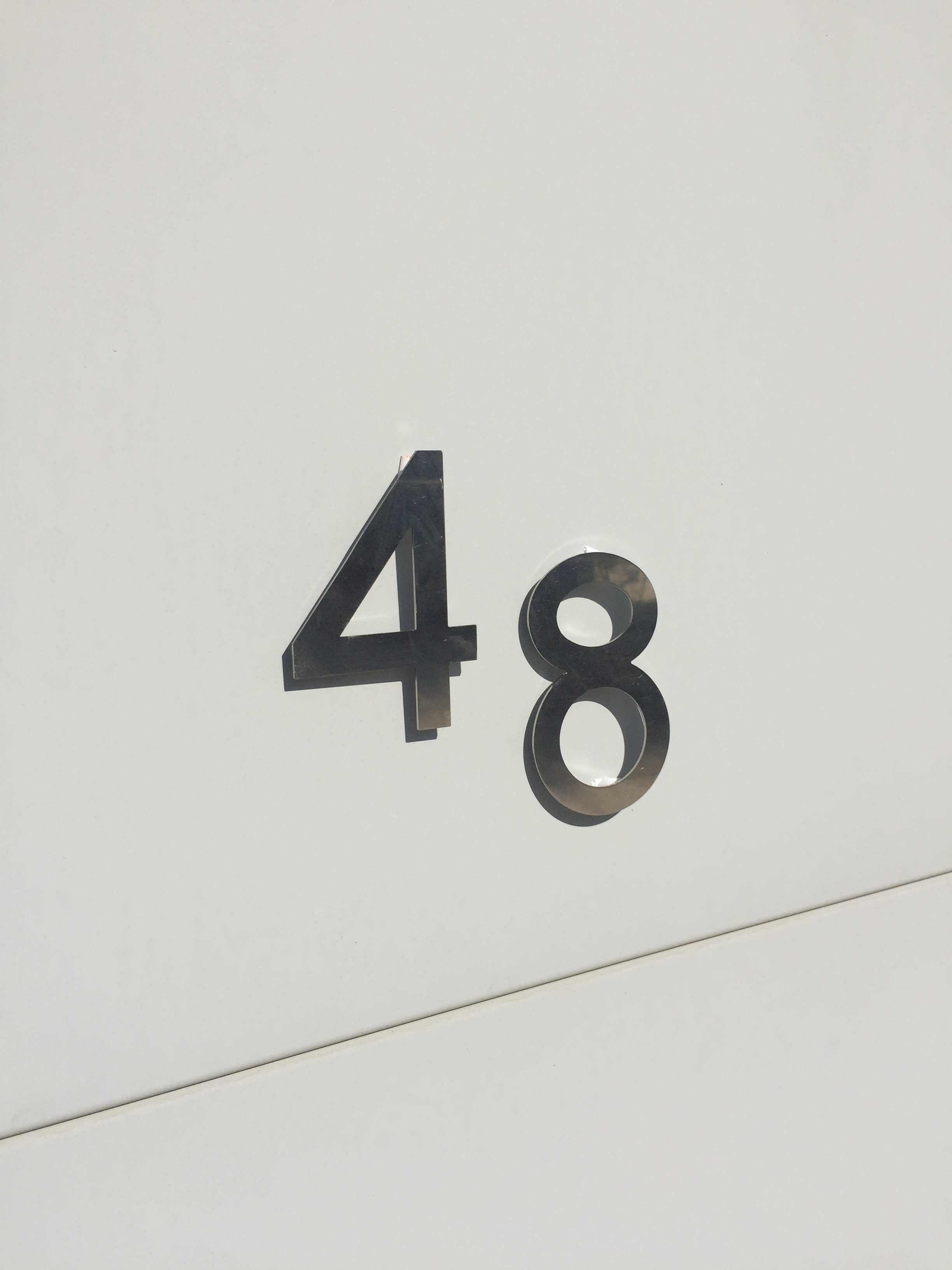 Números de porta em metal - Inox e Pintados