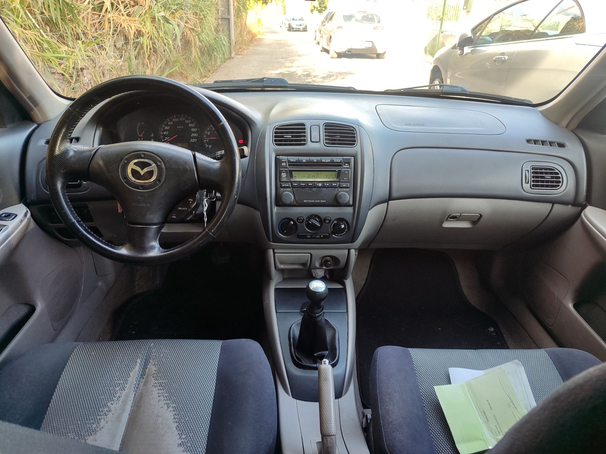 Mazda 323 1.4 F Evision