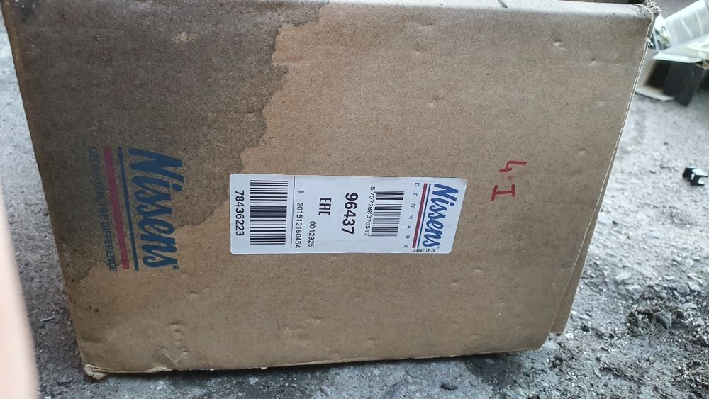 Інтеркулер NISSENS радиатор пежо 508 1.6 hdi 96437