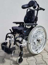 Cadeira de rodas pediátrica INVACARE