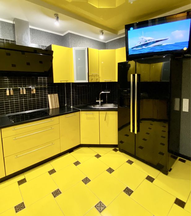 ЦЕНТР, парк Шевченка! 2-кімн НОВОБУДОВА з балконом Дуже ЧИСТО!