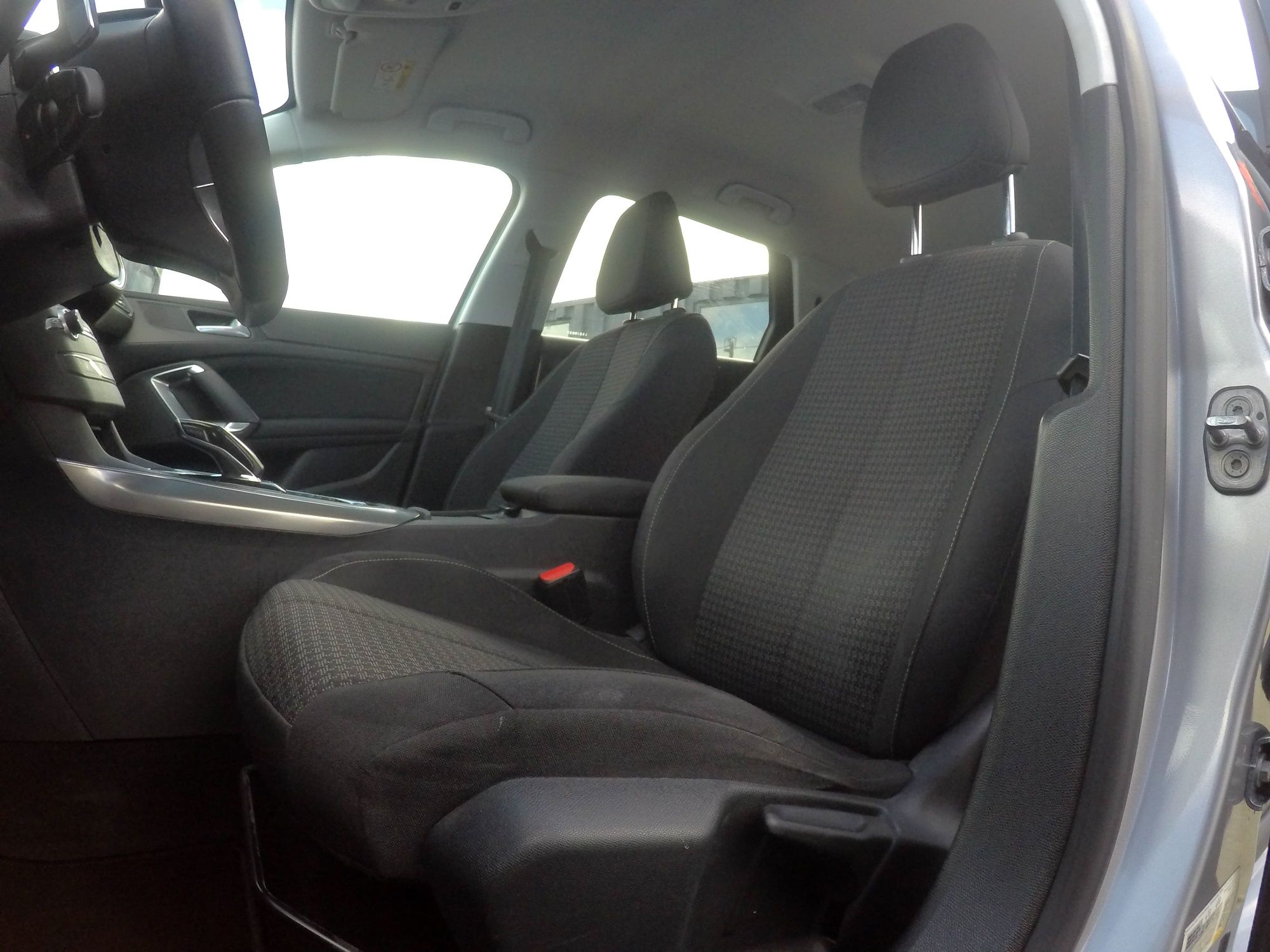 Peugeot 308 SW 1.5hdi Style , Particular , Automática, 11/2020, 131000