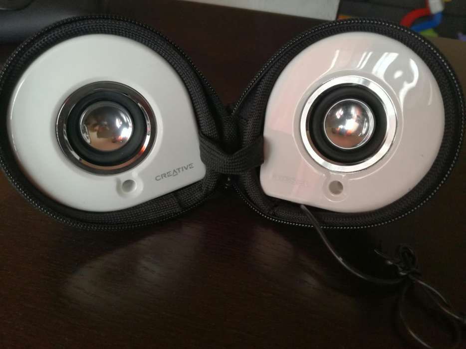 Novo speaker da creative/diesel