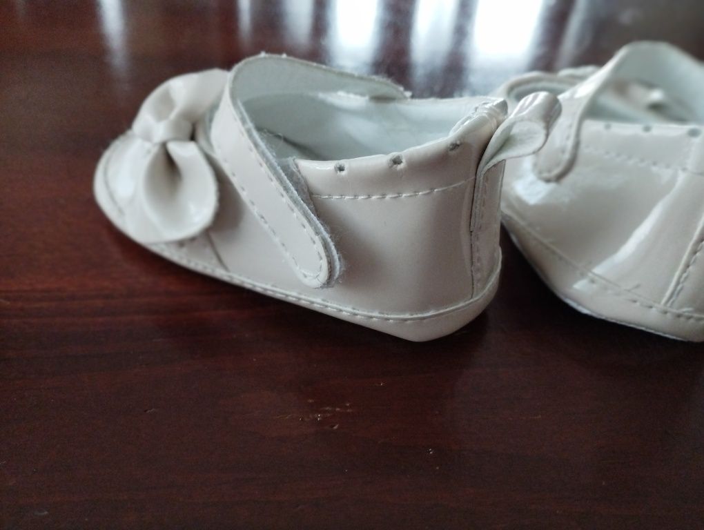 Buty niemowlęce 10,5 cm