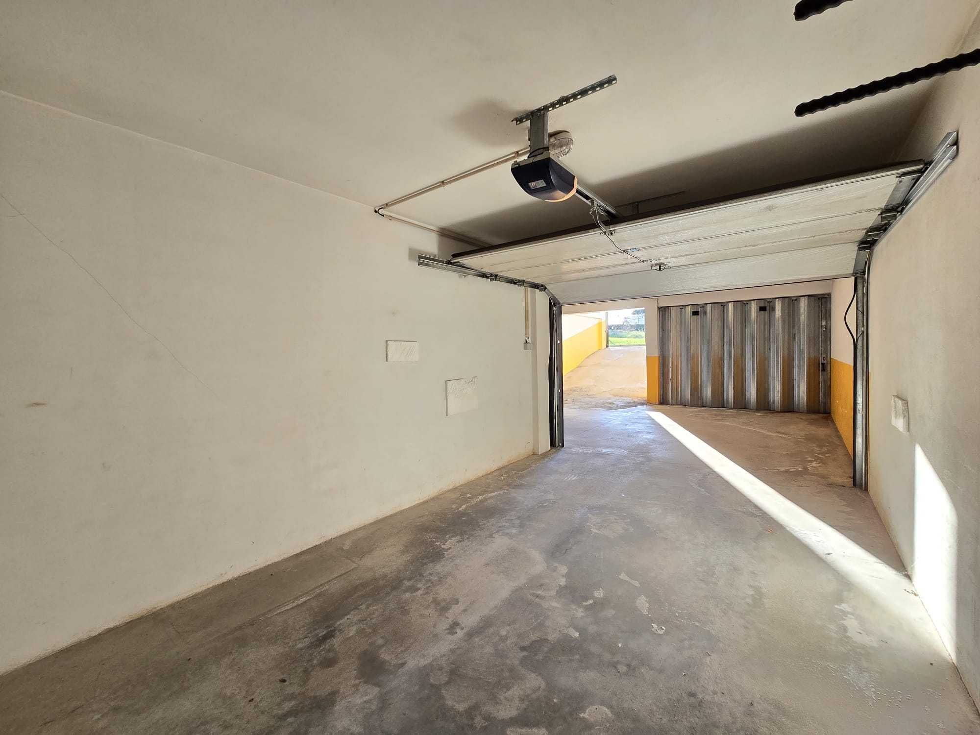 Arrendamento de garagem 
Nogueira - Fraião - Lamaçães
Braga
