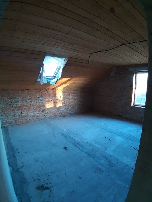 Незавершений будинок