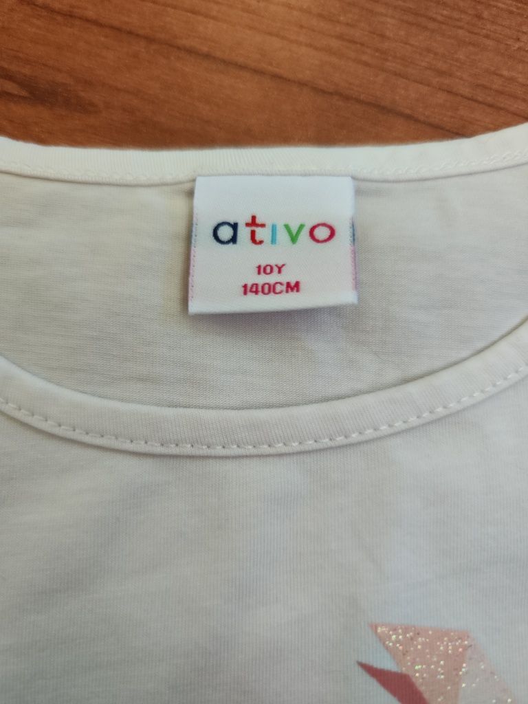 T-shirt branca de menina da Ativo