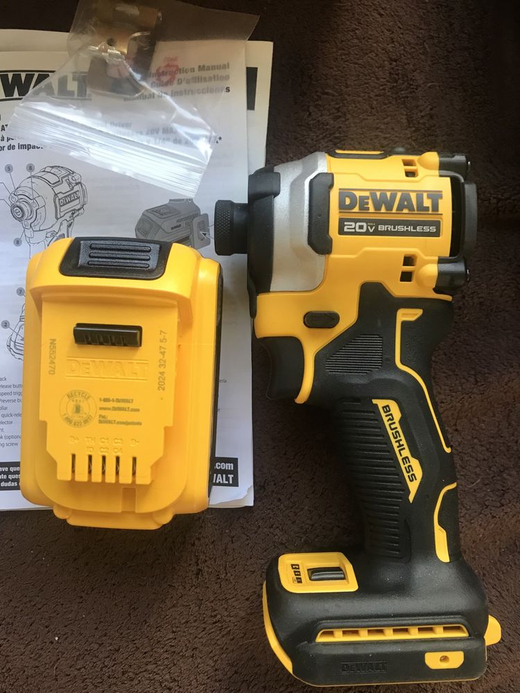 Імпакт Dewalt DCF850P1