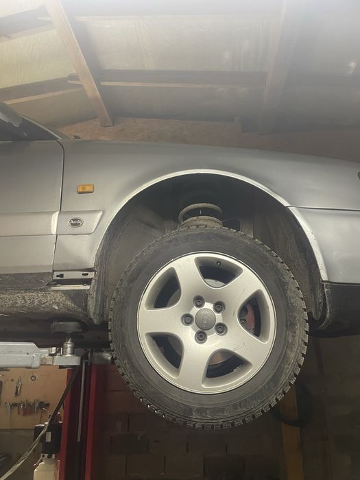 Ауди а6с4 2.5tdi 103kw