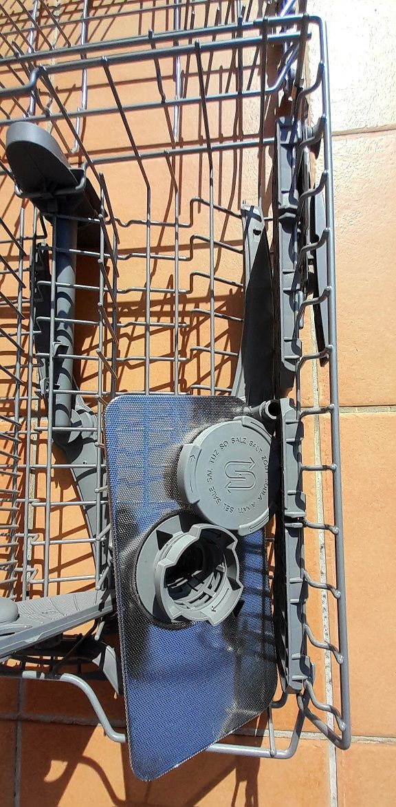 Peças/Filtros/Braço Aspersor/Cesto Máquina Loiça Siemens SN25M200EU