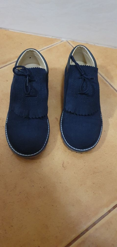 Par sapatos azul criança