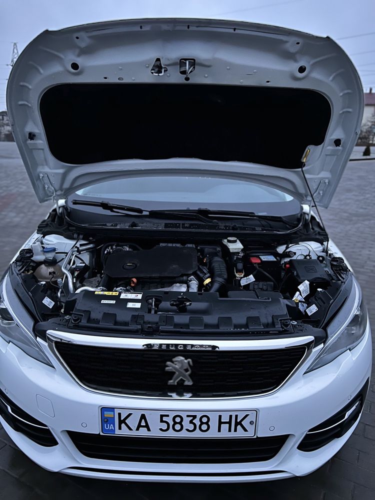Продам авто (машину) Peugeot Пежо 308 2019 рік