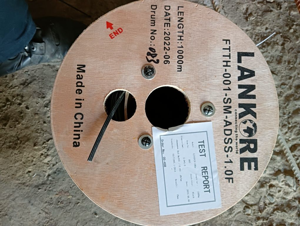 Оптоволоконний кабель LanKore FTTH-001-SM-ADSS-1,0F 1000м