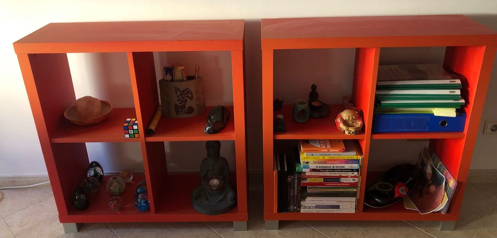 Móveis Modulares Vermelhos