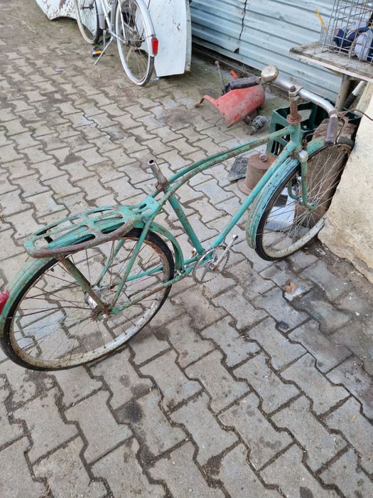 Zabytkowy rower orlenok