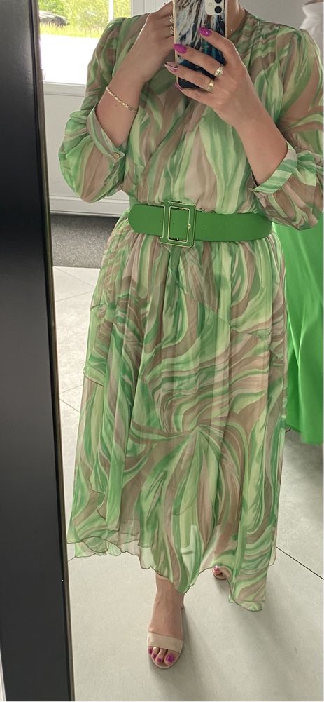 Zjawiskowa sukienka beżowo-zielona Komunia,wesele,inne okazje