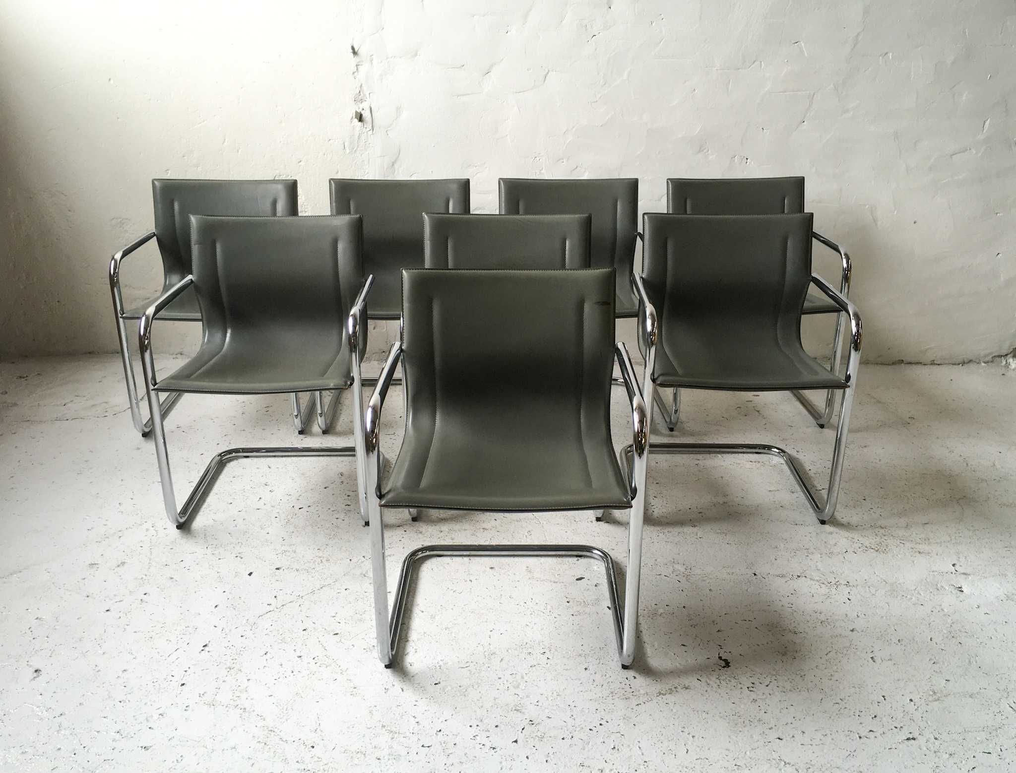 Matteo Grassi krzesła bauhaus skóra lata 80 90 vintage design