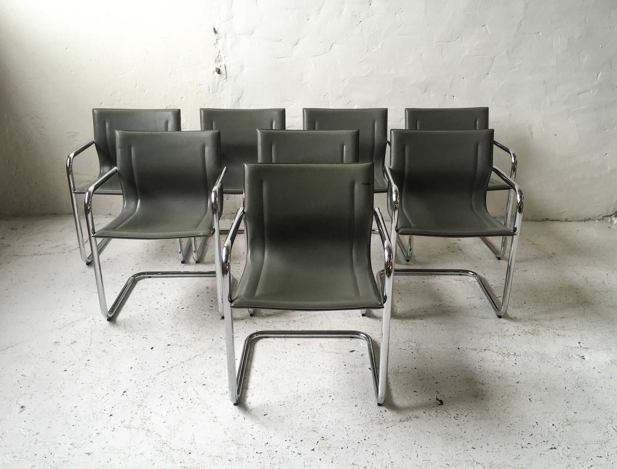 Matteo Grassi krzesła bauhaus skóra lata 80 90 vintage design
