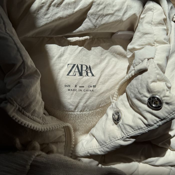 Зимова куртка Zara