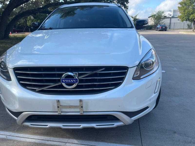 2017  Volvo  XC60