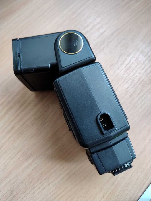 Вспышка Sunpak Auto 444D поворотная Minolta Leica Canon Nikon Fujifilm