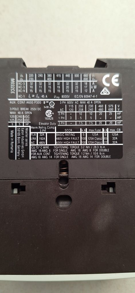 Stycznik 32A 3P 24V DC