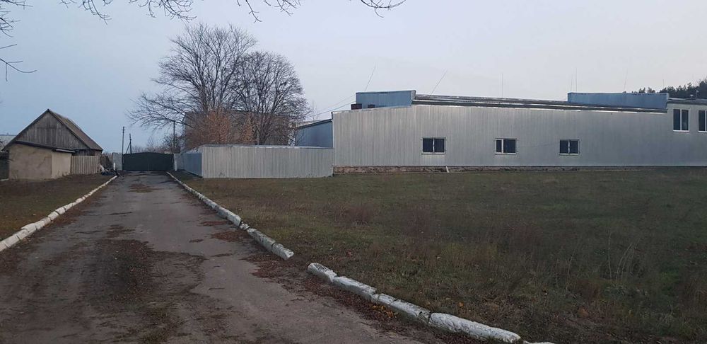 Оренда та продаж  складських та виробничих приміщень.Острог - Бадівка