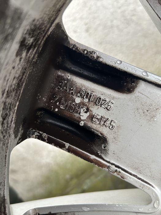 Alufelgi VW Passat b6/b7/b8 R16 5x112 ET45