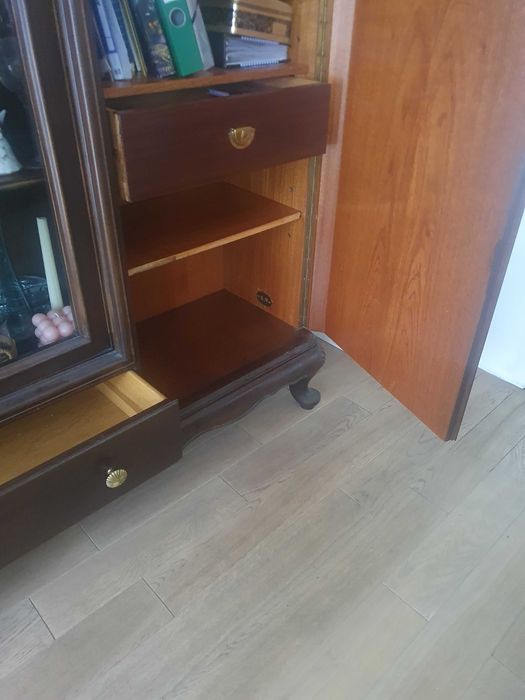 Witryna meblowa antyk