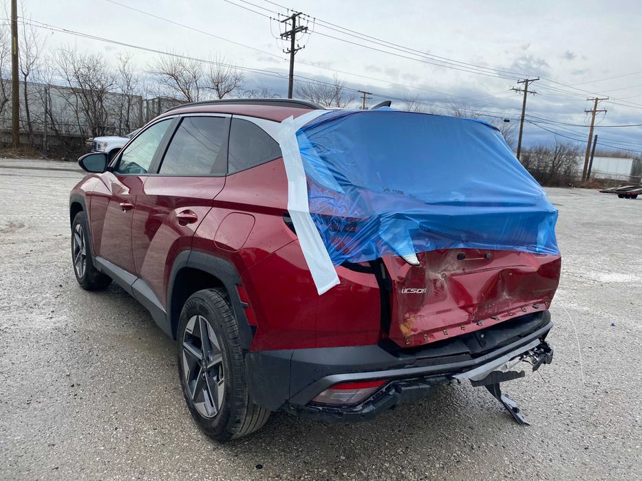 Продам авто Hyunday Tucson 2025 SEL red, Америка FWD