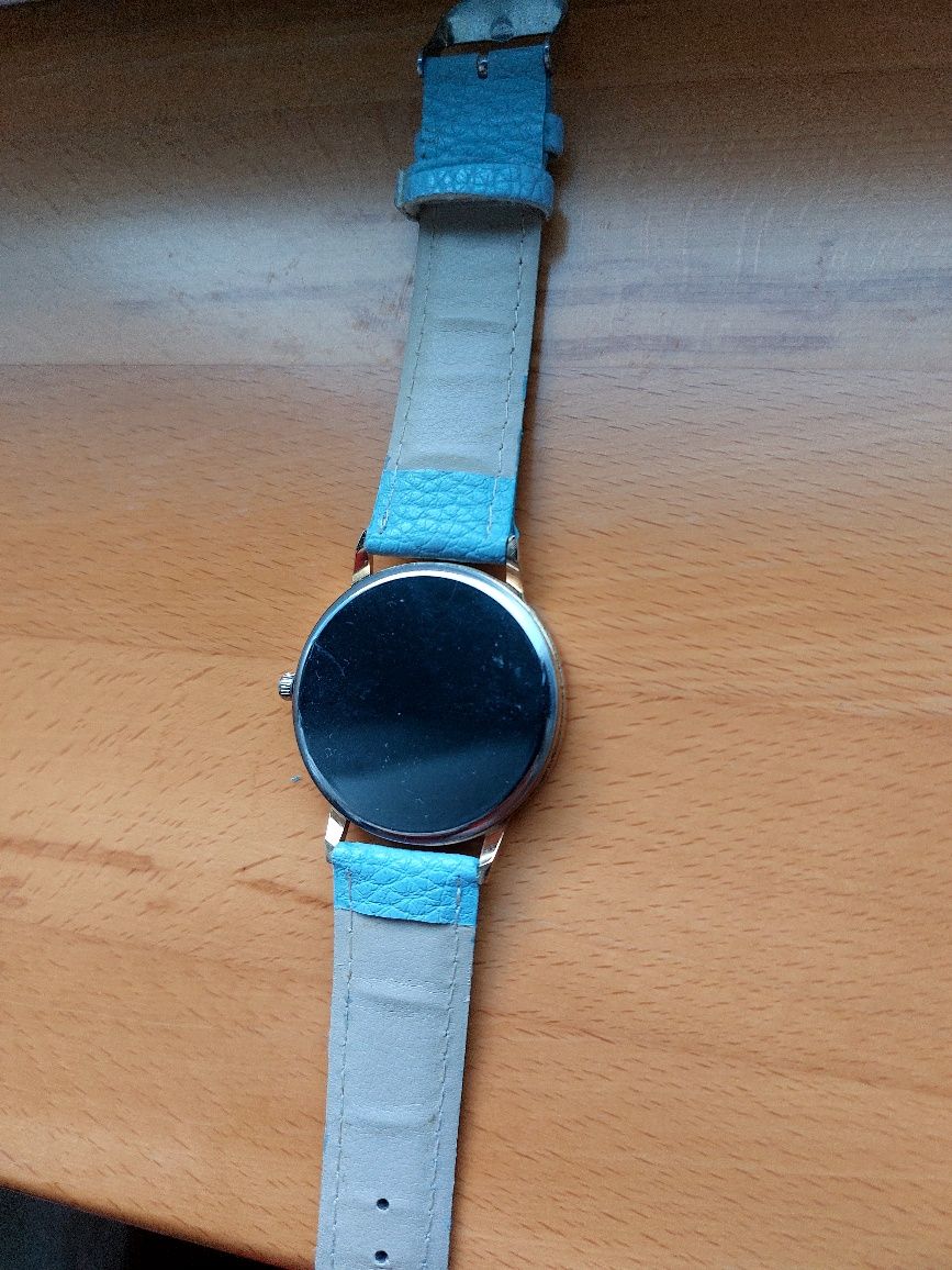 Zegarek damski błękitny