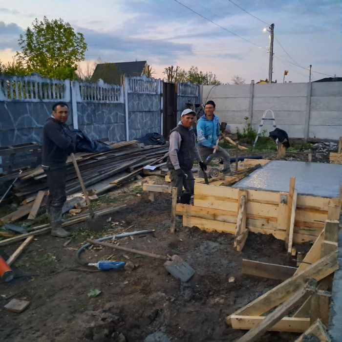 Фундаменти. Будівництво будинків