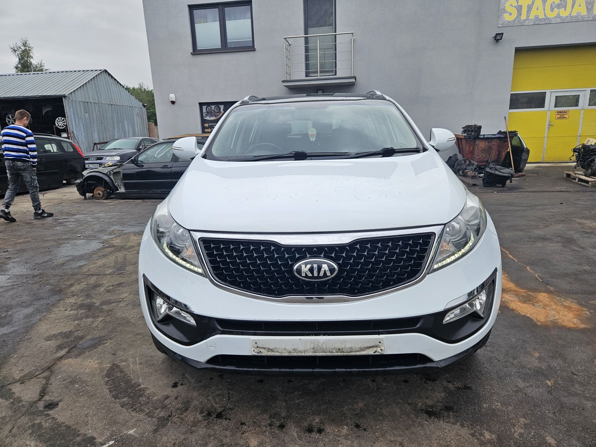 Kia Sportage III 1.7 crdi maska zderzak drzwi klapa błotnik koła lack: