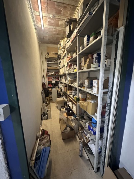 Armazém 200 m2 Abobóda