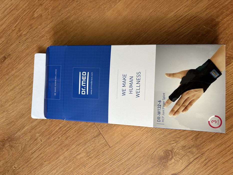 Orteza na palec - robi robote