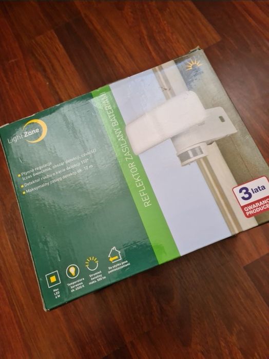 Lampa Led timer, czujnik ruchu 500lm na baterie