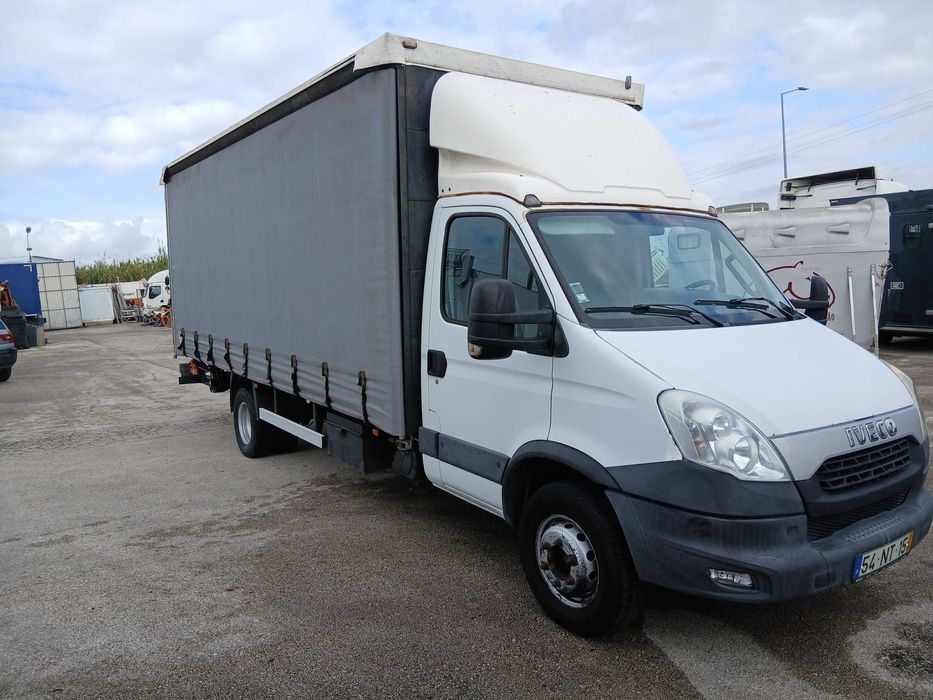 Iveco Daily 70-170 c/ caixa cortinas