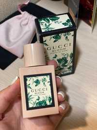 Gucci bloom acqua di fiori 30 мл(ОРИГИНАЛ )