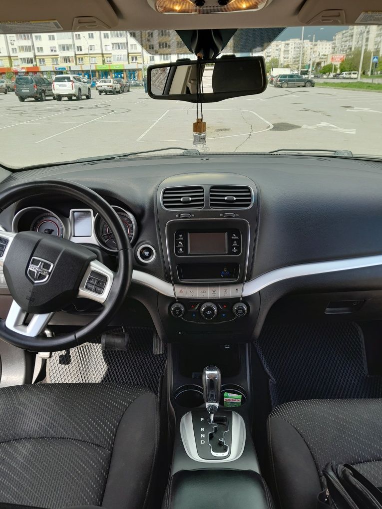 Дуже хороший автомобіль