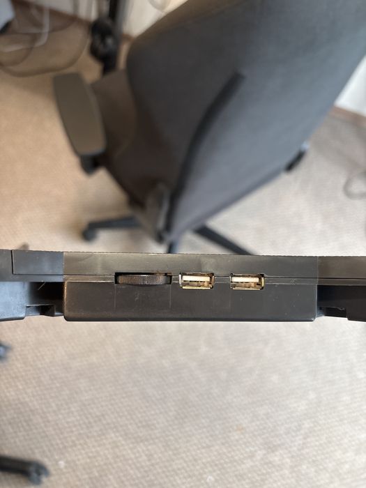 Охолоджувальна підставка для ноутбука, кулер. Охладительная подставка