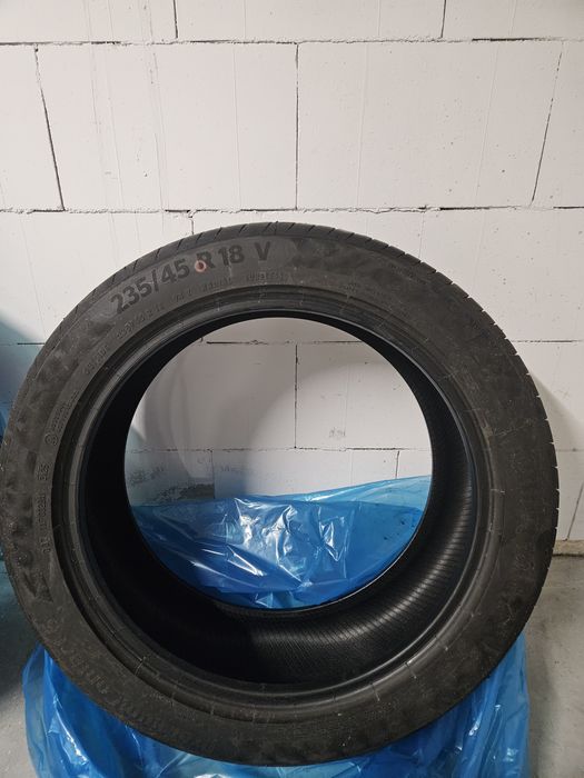 Komplet opon letnich Continental
PremiumContact 6