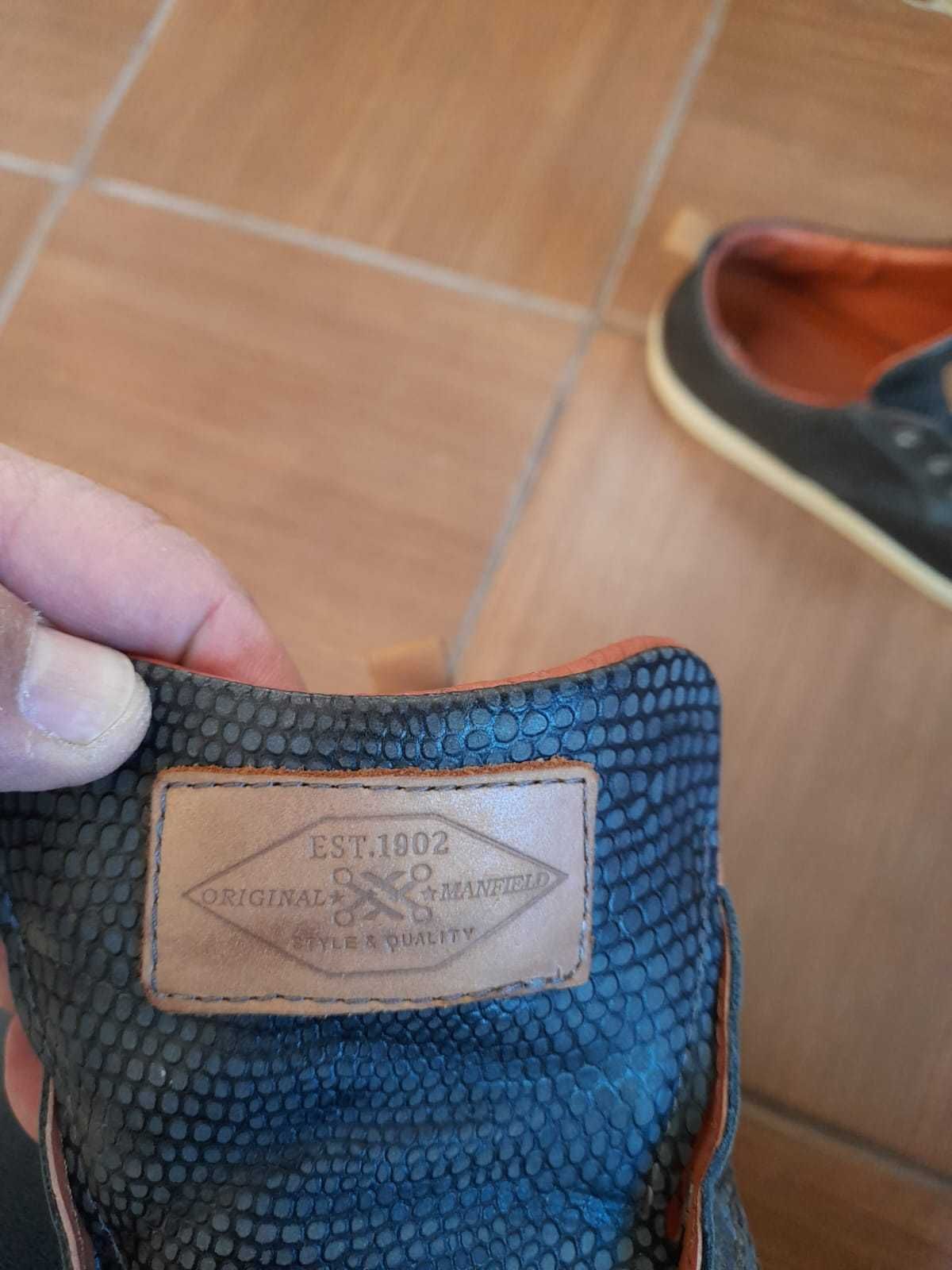 Продам чоловічі мокасини